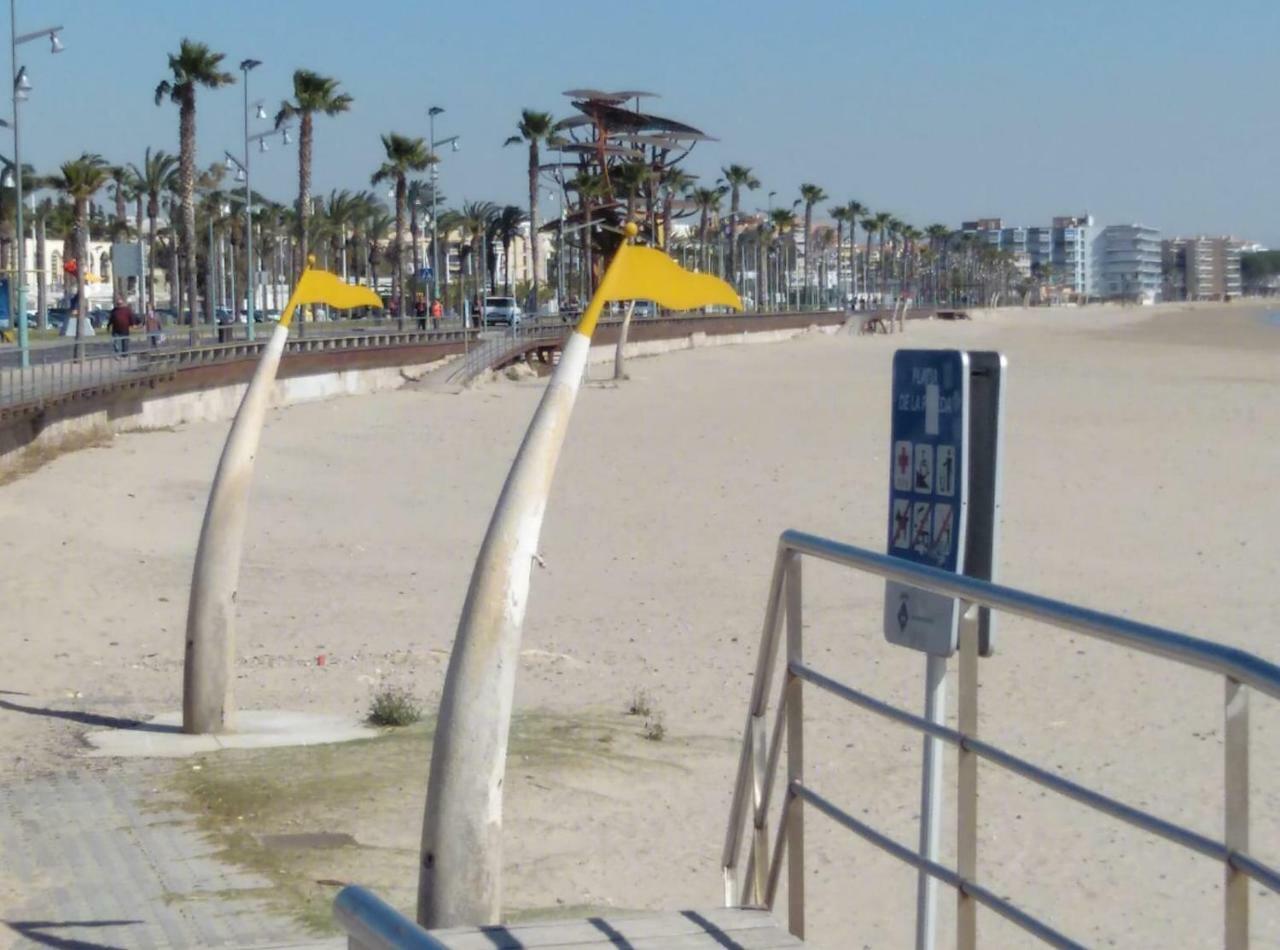 Bsb Surf&Beach Apartment Salou Bagian luar foto